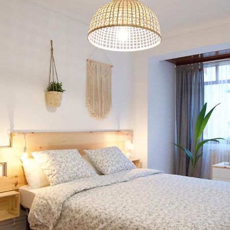 Apartamento Chanteiro I Ferrol Luaran gambar
