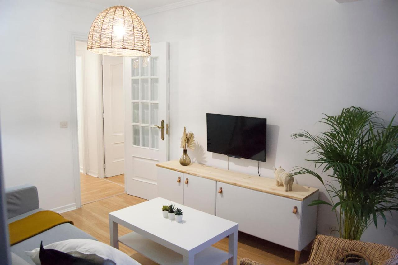 Apartamento Chanteiro I Ferrol Luaran gambar