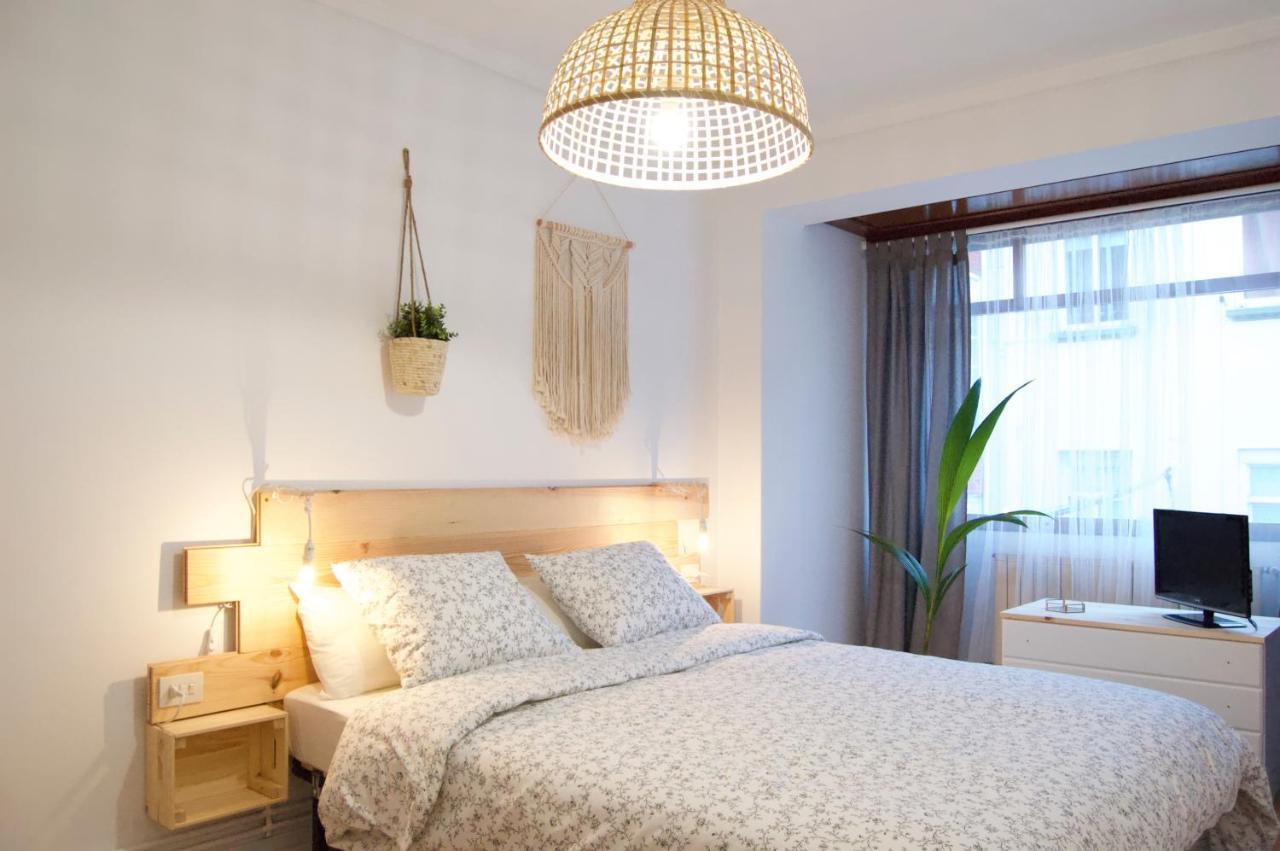 Apartamento Chanteiro I Ferrol Luaran gambar
